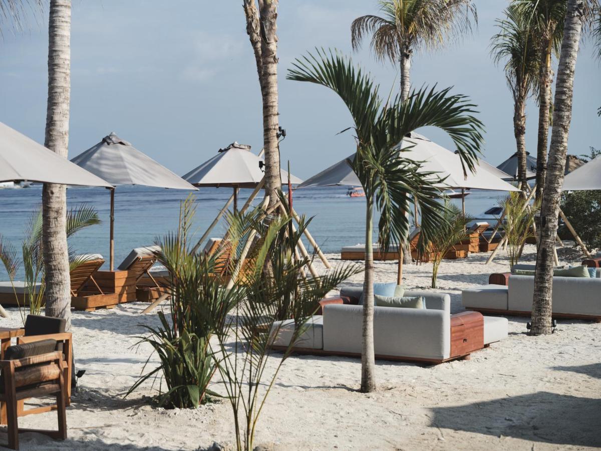Bask Gili Meno Hotel Exterior photo