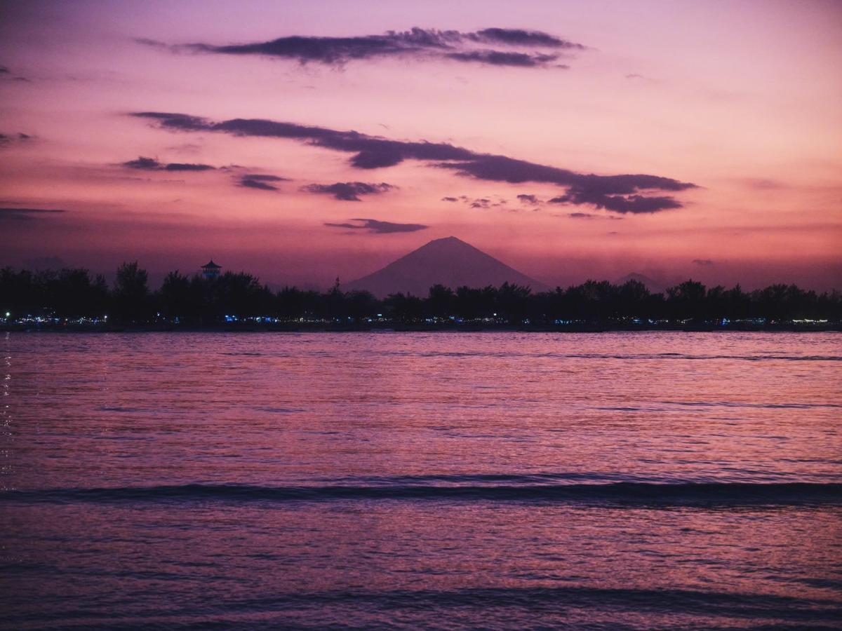 Bask Gili Meno Hotel Exterior photo